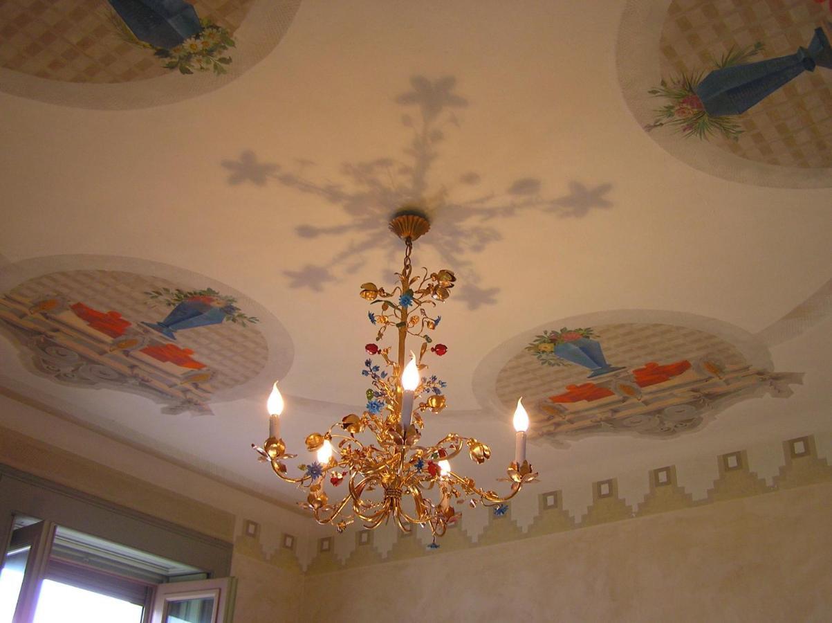 Bed & Breakfast Villa Palma Lovere Zimmer foto